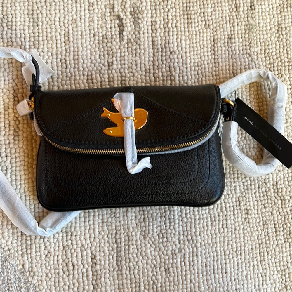 NWT Marc by Marc Jacobs Petal to the Metal shoulder purse
